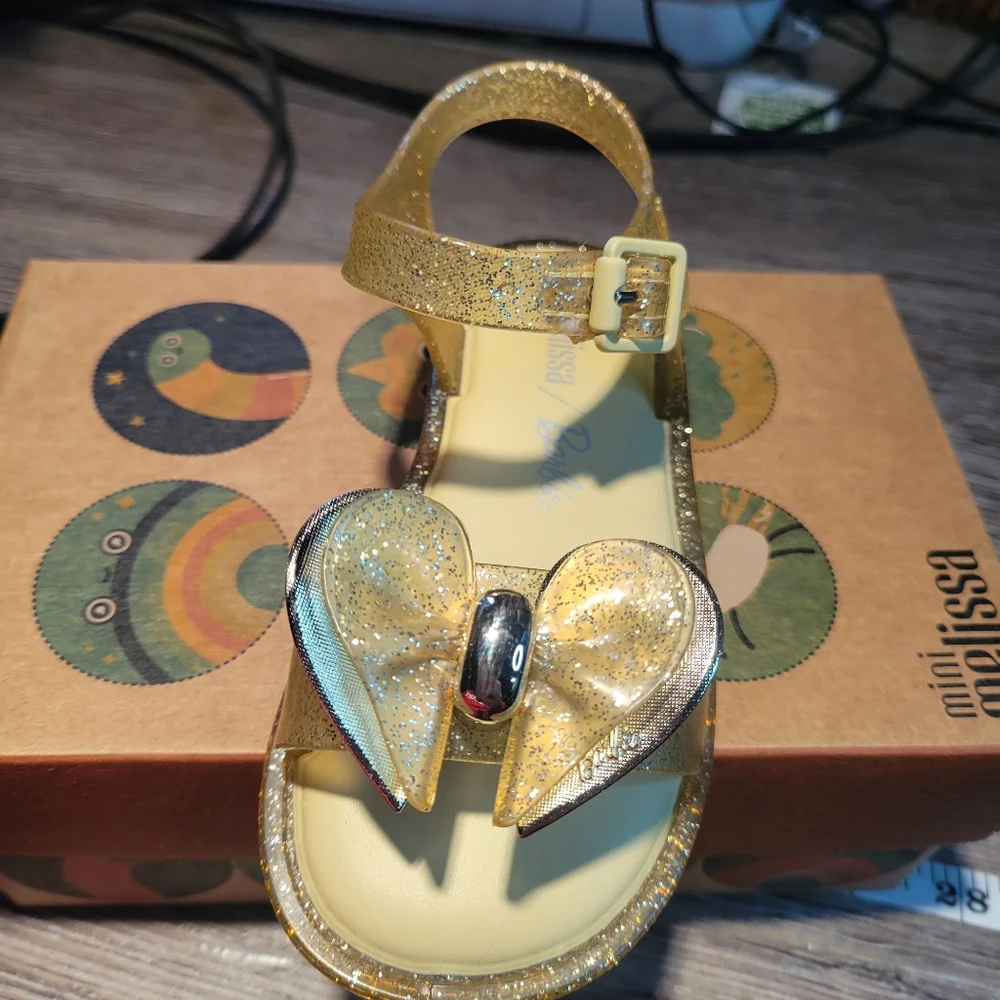 Mini Melissa X‎ Barbie NIB Gold Glitter Bow Sandal Size 9 Toddler